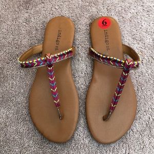 Sandals, women’s size 6!